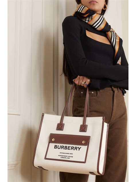 burberry bridal collection tote beg|net a porter Burberry bag.